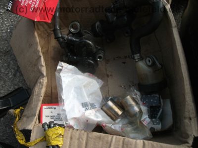Honda_FT_500_PC07_rot_zerlegt_Ersatz-Teile_spare-parts_-_wie_CB_XL_250_500_R_S_PD01_PD02_MC02_62.jpg