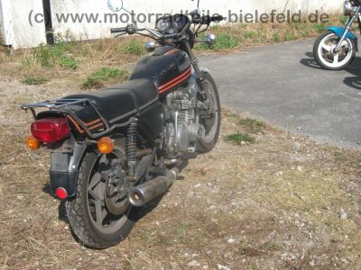 Suzuki_GS_550_E__original_schwarz-rot_Gepaeck-Traeger_-_wie_GS_400_500_750_D_E_L_T_53.jpg