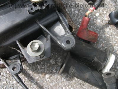Suzuki_GSF_600_S_Bandit_GN77B_tuerkis_Ersatz-Teile_spare-parts_-_wie_GN77a_GS_GSX_GSF_400_500_600_750_E_F_S_54.jpg
