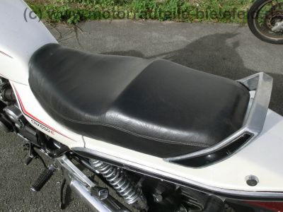 Honda_CBX_650_E_RC13_weiss_orig__Auspuff_HM_ME5_E_-_wie_CBX_550_750_F_F2_PC04_RC17_14.jpg