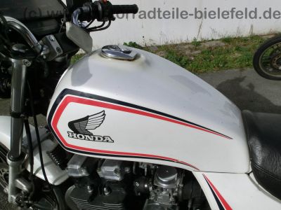 Honda_CBX_650_E_RC13_weiss_orig__Auspuff_HM_ME5_E_-_wie_CBX_550_750_F_F2_PC04_RC17_17.jpg