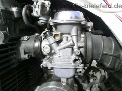 Honda_CBX_650_E_RC13_weiss_orig__Auspuff_HM_ME5_E_-_wie_CBX_550_750_F_F2_PC04_RC17_21.jpg