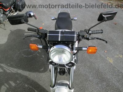 Honda_CBX_650_E_RC13_weiss_orig__Auspuff_HM_ME5_E_-_wie_CBX_550_750_F_F2_PC04_RC17_27.jpg