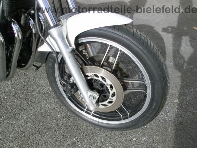 Honda_CBX_650_E_RC13_weiss_orig__Auspuff_HM_ME5_E_-_wie_CBX_550_750_F_F2_PC04_RC17_47.jpg
