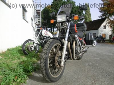 Honda_CBX_650_E_RC13_weiss_orig__Auspuff_HM_ME5_E_-_wie_CBX_550_750_F_F2_PC04_RC17_75.jpg