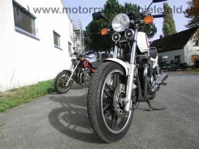 Honda_CBX_650_E_RC13_weiss_orig__Auspuff_HM_ME5_E_-_wie_CBX_550_750_F_F2_PC04_RC17_9.jpg
