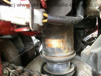 Honda_VF_400_F_NC13_nackt_mit_orig__Auspuff_HM_KE7_K_-_wie_VT_500_E_PC11_VF_500_F_F2_PC12_VF_750_F_RC15_22.jpg