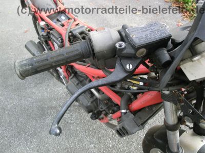 Honda_VF_400_F_NC13_nackt_mit_orig__Auspuff_HM_KE7_K_-_wie_VT_500_E_PC11_VF_500_F_F2_PC12_VF_750_F_RC15_39.jpg