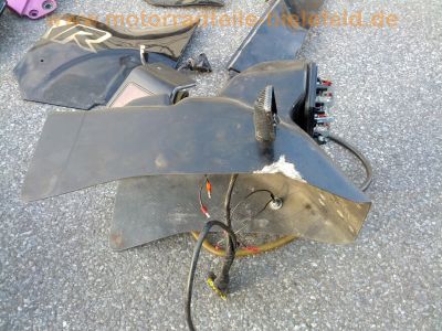 Suzuki_GSX-R_1100__GU74C_Ersatz-Teile_spare_parts_Verkleidung_Raeder_-_wie_GSX_750_R_GR75A_81.jpg