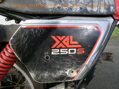 Honda_XL_250_S_rolling_Chassis_Rahmen_Gabel_Raeder_Auspuff_Tank_-_wie_XL_250_500_S_R_PD01_PD02_MD03_11.jpg
