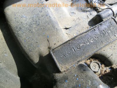 Yamaha_XJ_550_4V8_weiss_Ersatz-Teile_Motor_Heck-Buegel_-_wie_XJ_400_600_650_750_6.jpg