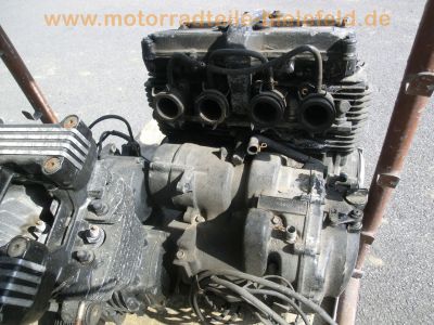 Yamaha_XJ_550_4V8_weiss_Ersatz-Teile_Motor_Heck-Buegel_-_wie_XJ_400_600_650_750_7.jpg