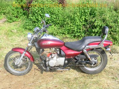Kawasaki_BN_125_A_Eliminator_rot_-_Chopper_wie_EL_125_250_252_ZL_600_A_B_66.jpg
