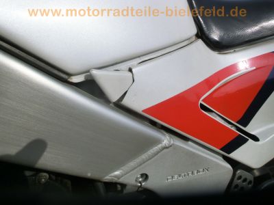 Yamaha_FZR_1000_Genesis_2GH_rot-weiss_-_wie_2LA_2LF_FZ_FZR_600_750_3LE_Exup_19.jpg