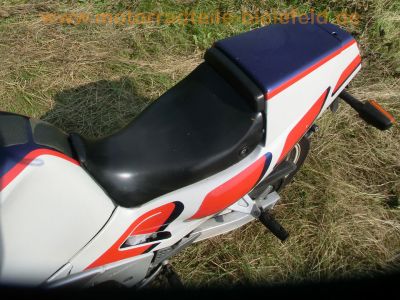 Yamaha_FZR_1000_Genesis_2GH_rot-weiss_-_wie_2LA_2LF_FZ_FZR_600_750_3LE_Exup_20.jpg