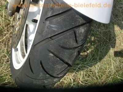 Yamaha_FZR_1000_Genesis_2GH_rot-weiss_-_wie_2LA_2LF_FZ_FZR_600_750_3LE_Exup_53.jpg