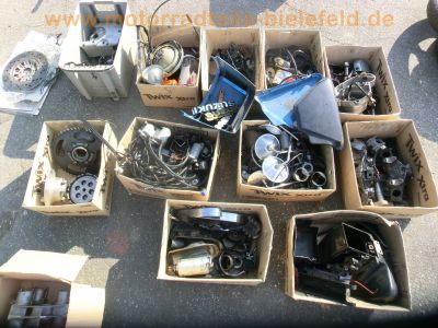 Suzuki_GS_550_E_neon-gelb_Ersatz-Teile_spares_spare_parts_-_wie_GS_400_500_750_850_1000_E_100.jpg