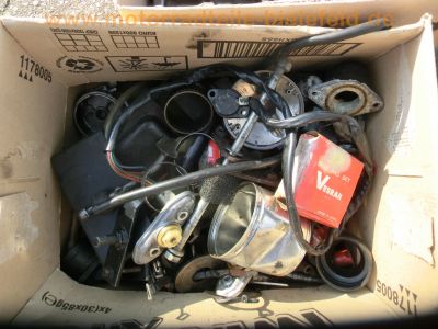 Suzuki_GS_550_E_neon-gelb_Ersatz-Teile_spares_spare_parts_-_wie_GS_400_500_750_850_1000_E_155.jpg