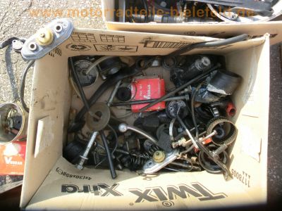 Suzuki_GS_550_E_neon-gelb_Ersatz-Teile_spares_spare_parts_-_wie_GS_400_500_750_850_1000_E_156.jpg