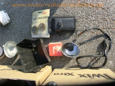Suzuki_GS_550_E_neon-gelb_Ersatz-Teile_spares_spare_parts_-_wie_GS_400_500_750_850_1000_E_167.jpg