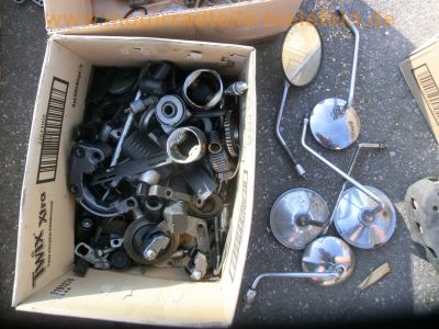 Suzuki_GS_550_E_neon-gelb_Ersatz-Teile_spares_spare_parts_-_wie_GS_400_500_750_850_1000_E_173.jpg