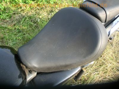 Honda_VT_125_C_SHADOW_JC29_schwarz_Chopper-Scheibe_Sissy-Bar_-_wie_XL_125_V_JC32_Varadero_CA_125_Rebel_JC26_JC24_68.jpg