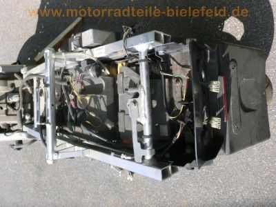 Honda_VTR_1000_SP-1_SC45_Sturz_-_wie_SP-2_RVT_1000_R_SC51_VTR_1000_Fireblade_SC36__62.jpg