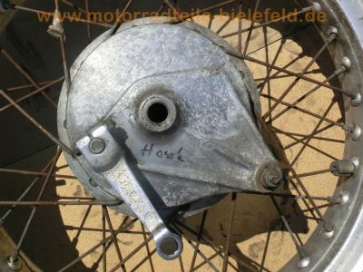 Honda_CL_250_S_MD04_Scrambler_Ersatz-Teile_spares_spare_parts_Hinter-Rad_rear_wheel_J_18_x_2_15_DID_2_15_x_18_4.jpg