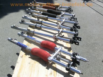 Vorderrad-Gabel_Enduro-Gabel_vintage_front_forks_XL_125_K_250_R_500__R_XT_500_550_KL_250_A_15.jpg