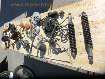 Honda_SL_250_XL_250_K_1975_Enduro_Scrambler_Ersatz-Teile_spares_spare_parts_-_wie_CL_TL_SL_CB_70_90_100_125_175_185_200_250_350_81_.jpg