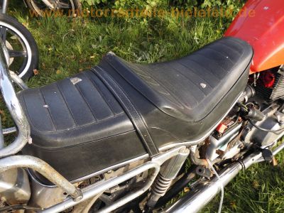 Honda_CM_400_T_NC01_orange_JAMA_Auspuff_SCHUH-Koffertraeger_Chrom-Fender_13.jpg