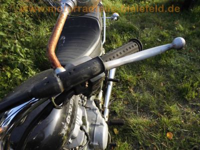 Honda_CM_400_T_NC01_schwarz_Chopper_orig__Auspuff_HM_447_448_Heck-Buegel_Chrom-Fender_42.jpg