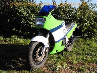 Kawasaki_GPZ_600_R_ZX600A_orig__weiss-gruen-blau_MRA_-_wie_ZX_GPX_600_750_R_B_C_26.jpg
