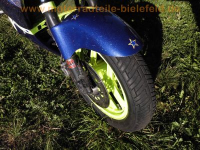 Kawasaki_GPZ_600_R_Effect-Lack_ZX600A_orig__Auspuff_KHI_K_110_MRA_-_wie_ZX_GPX_600_750_R_B_C_27.jpg