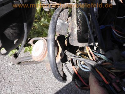 Aprilia_AF1_Futura_125_schwarz_FM_Motor_ROTAX_123_-_wie_Aprilia_RS_125_80_50_74.jpg