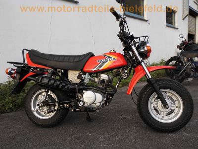 Honda_CY_50_4-Takt_Schalt-Mokick_-_wie_CB50J_XL50_ST50_DAX_Z50_Monkey_2.jpg