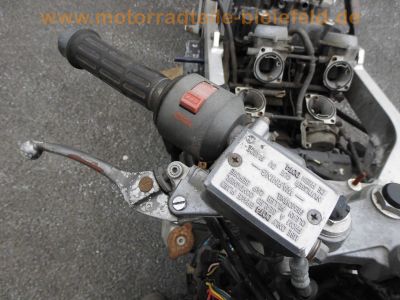 Honda_VFR_750_F_RC24_nackt_Ersatz-Teile_spare-parts_-_wie_RC36_CBR_600_1000_F_66.jpg