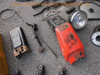 Honda_CY_50_Mokick_MIX_Sammlung_Custom_parts_Motoren_Extras_-_wie_Honda_XL50_CB50J_558.jpg