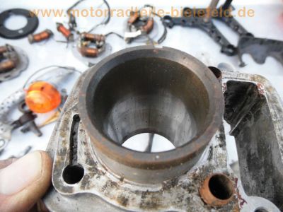 Honda_CY_50_Mokick_MIX_Sammlung_Custom_parts_Motoren_Extras_-_wie_Honda_XL50_CB50J_345.jpg