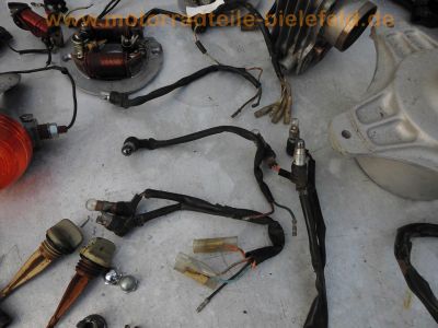 Honda_CY_50_Mokick_MIX_Sammlung_Custom_parts_Motoren_Extras_-_wie_Honda_XL50_CB50J_350.jpg