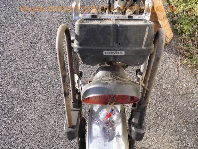 Honda_CY_50_Mokick_Sammlung_Custom_parts_Motoren_Extras_-_wie_Honda_XL50_CB50J_104.jpg