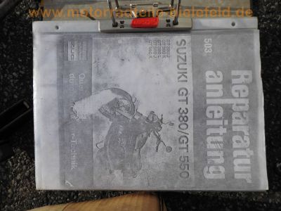 Suzuki_GT_550_3-Zylinder_2-Takt_triple_Ersatzteile_-_wie_GT_250_380_500_750_51.jpg