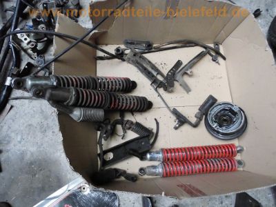 Honda_XL_250_S_3x_zerlegt_Ersatzteile_spare-parts_-_wie_CB_XL_250_500_R_S_PD01_PD02_41.jpg