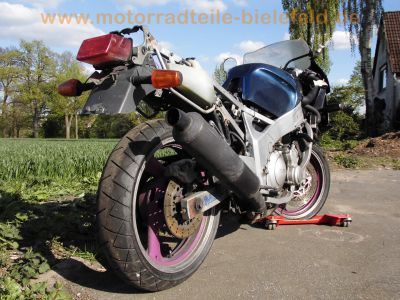 Yamaha_FZR_600_3RG_lila_Felgen_CRASH_-_wie_FZR_FZ_400_3HE_31.jpg
