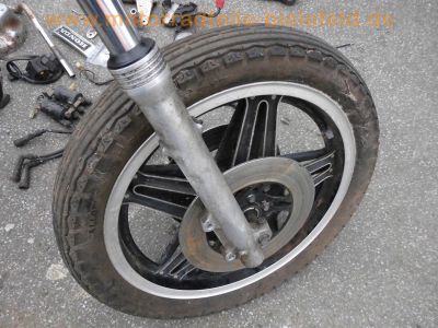 Honda_CB_750_C_Custom_US-RC01_o__Motor_wie_RC06_CB_750_KZ_98.jpg