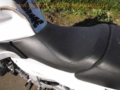 Yamaha_FJR_1300_RP04_weiss_Sturz_-_wie_RP08_RP11_RP13_34.jpg
