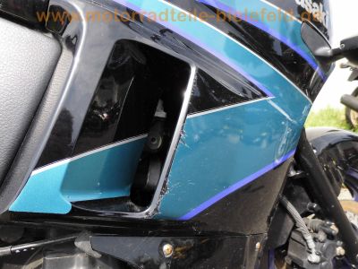Kawasaki_GPX_600_R_ZX_600_C_schwarz-blau_Heck_locker_-_wie_GPX_GPZ_ZL_ZX_600_A_B_750_R48.jpg