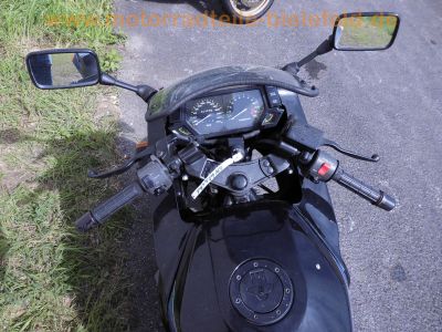 Kawasaki_GPX_600_R_ZX_600_C_schwarz-blau_Heck_locker_-_wie_GPX_GPZ_ZL_ZX_600_A_B_750_R58.jpg