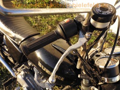 Suzuki_GS400E_Speichenraeder_Konis_Giuliari-Sitzbank_orig__Auspuff_49.jpg