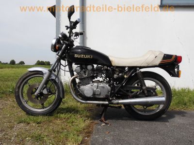 Suzuki_GS_400_E_Twin_Klassiker_Giuliari_Sitzbank_weiss_sonst_Original-Zustand_1.jpg